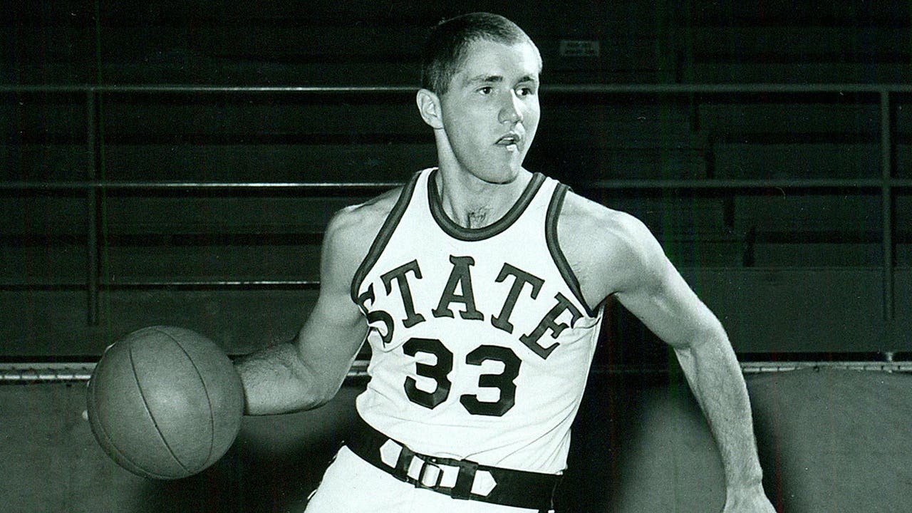 Wayne Estes a magical presence at Utah State, 50 years after his death